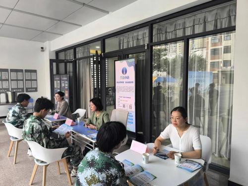 汽車學院開展心理健康現場咨詢活動